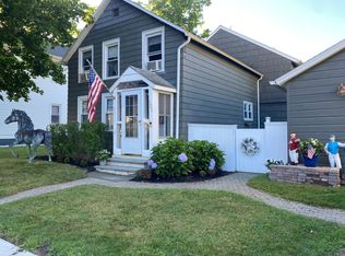 123 York Ave, Saratoga Springs, NY 12866