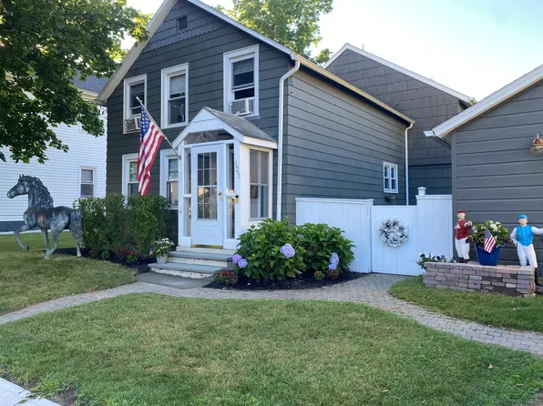 123 York Ave, Saratoga Springs, NY 12866