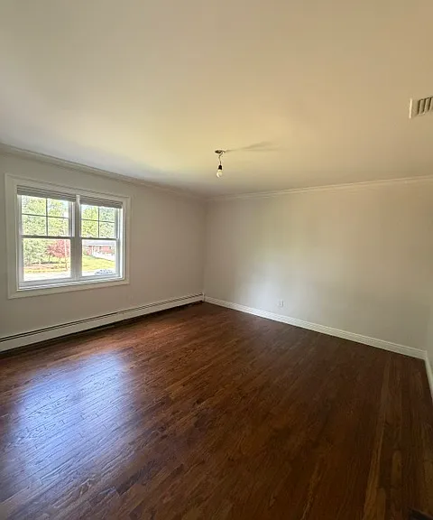 409 N Woodland St — Photo 7