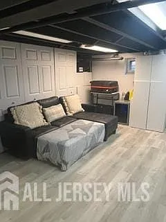 94 Rodney Ave — Photo 8