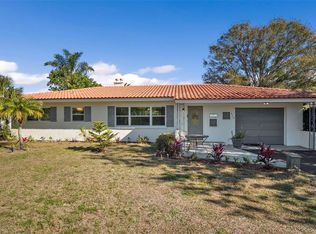 610 Palm Ave, Belleair, FL 33756