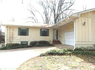 2009 Bunker Hill Rd, Jonesboro, AR 72401