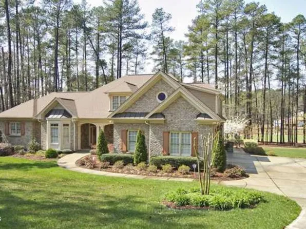 102 Canty Ct, Cary, NC 27511