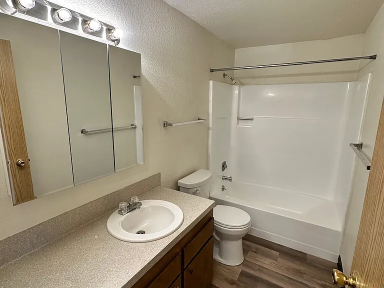3919 Mason Loop Rd #C — Photo 17