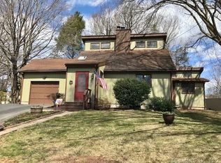 171 Paul Ney Rd, Cheshire, CT 06410