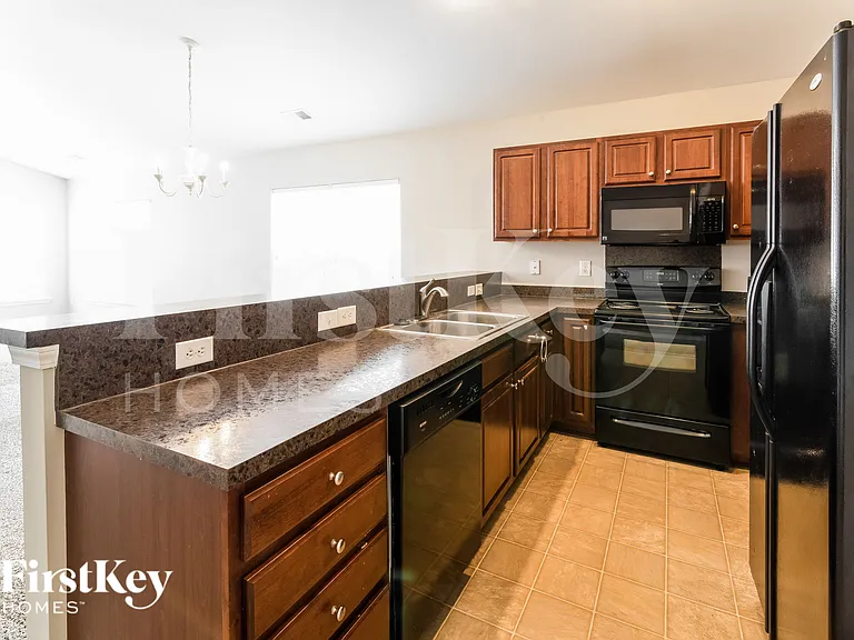 108 Farm Quarters Dr — Photo 8