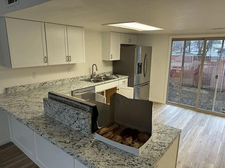 37263 Superior Ave — Photo 4