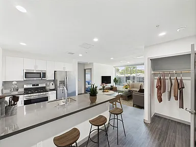 1M - 1BR, 1BA