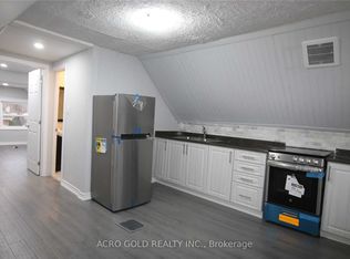 297 Cumberland Ave #3, Hamilton, ON L8M 2A3