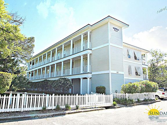 2nd image of 167 Brooks St #302