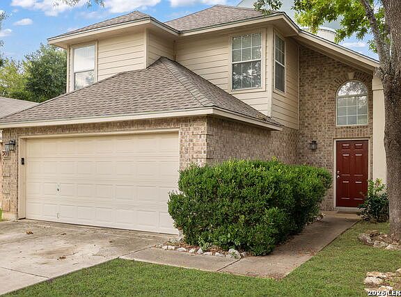 2nd image of 30 Pembroke Ln