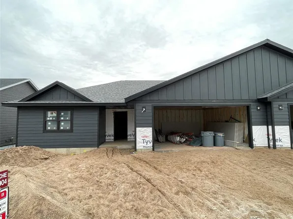 2813 Patrick John Drive, Eau Claire, WI 54703