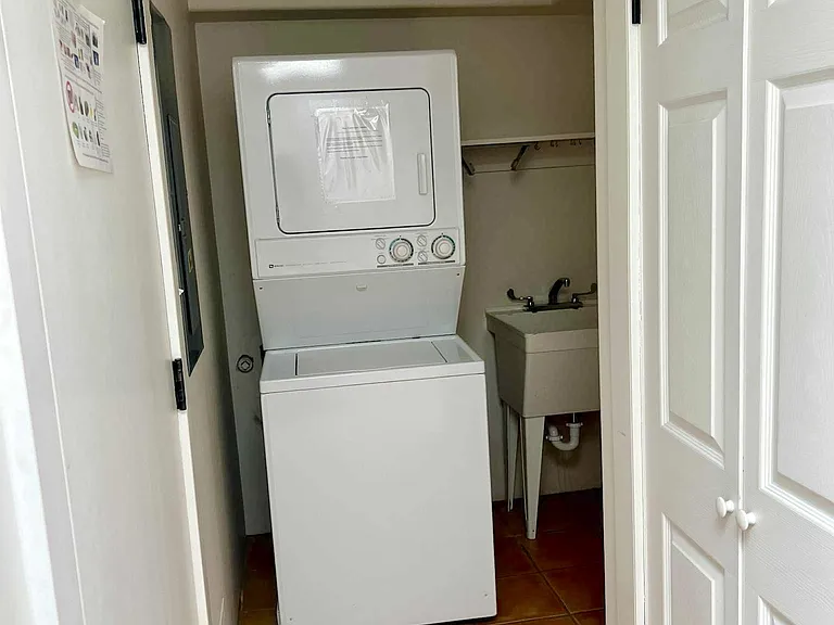 357 Hillside Ave #B — Photo 10