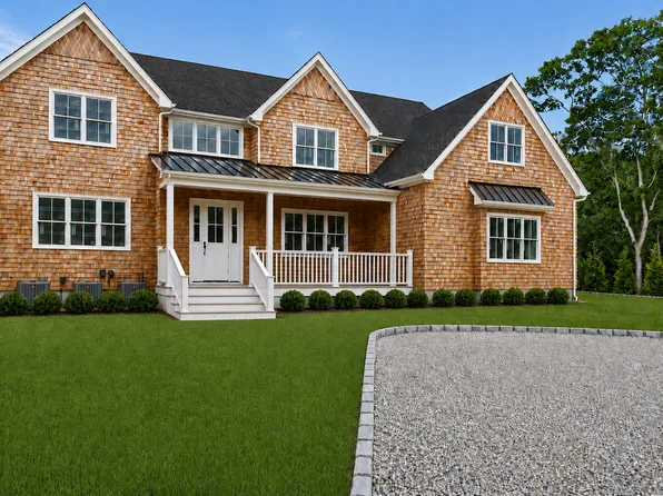https://photos.zillowstatic.com/fp/aff134725e7126049f6e40d7c88b307d-p_e.webp