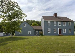 69 Nonnewaug Rd, Woodbury, CT 06798