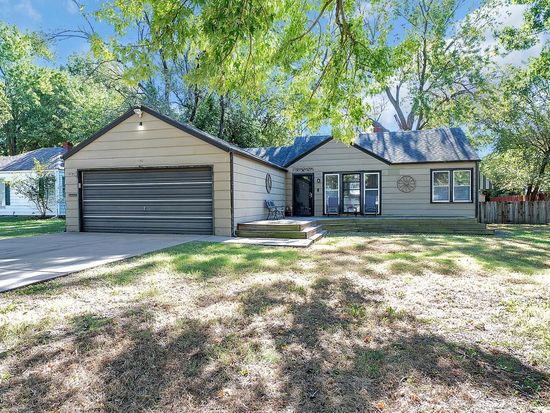 4301 E Clark St, Wichita, KS 67218