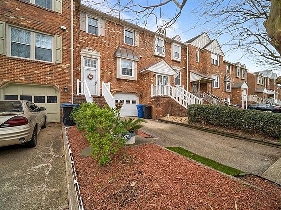 3rd image of 1502 Brenland Cir
