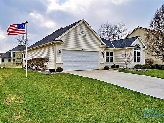 3rd image of 14717 Ramblehurst Dr