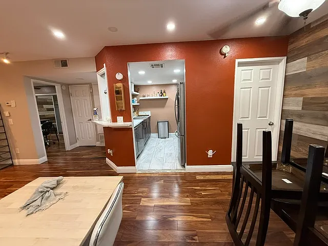 1110 W Blaine St — Photo 5