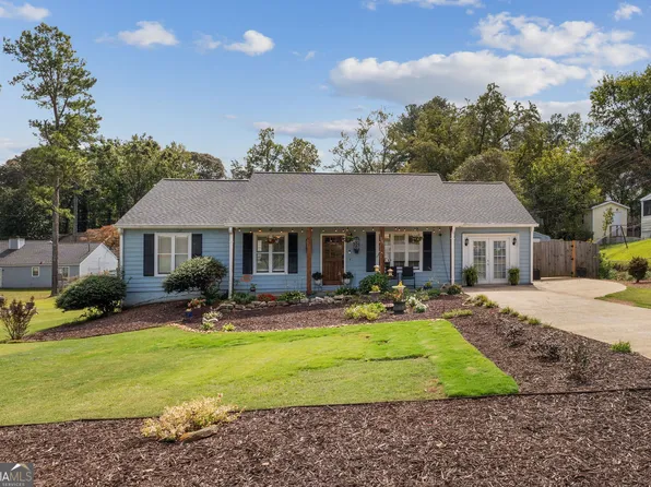 305 Knollwood Ln, Woodstock, GA 30188