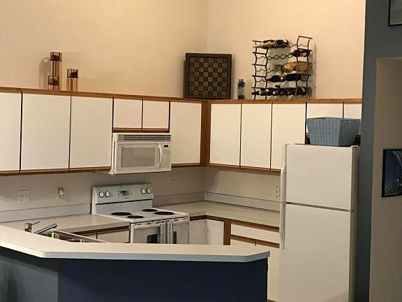 4th image of 5891 Crosswinds Dr Unit 34