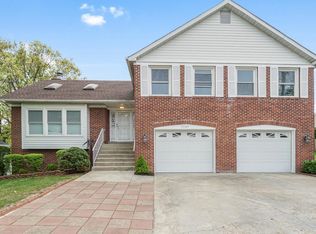 1505 4th St, Lanham, MD 20706