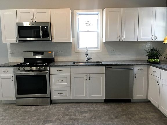 4th image of 909 N Latrobe Ave
