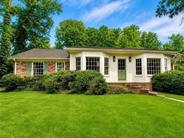 920 Buckingham Cir NW, Atlanta, GA 30327