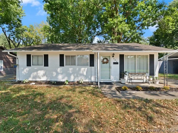 906 Springdale Drive, Jeffersonville, IN 47130