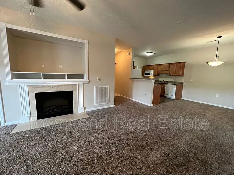 621 Marshtree Ln #107 — Photo 5