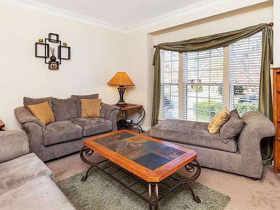 4th image of 2820 Amalfi Way
