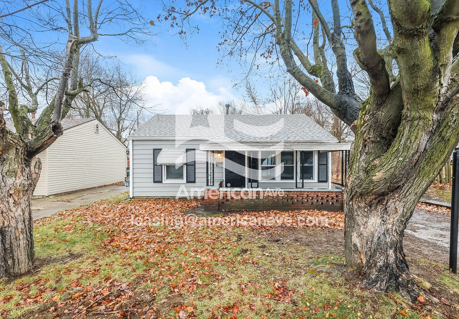 3 bed, 1.0 bath, 813 sqft, $1,125 — Photo 1