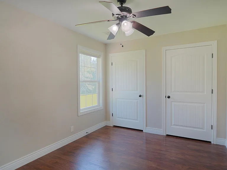 593 W Fountain Rd — Photo 12