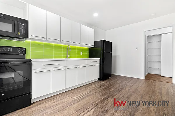 Rented by Keller Williams NYC | media 18