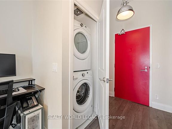 3rd image of 17 Zorra St #2407