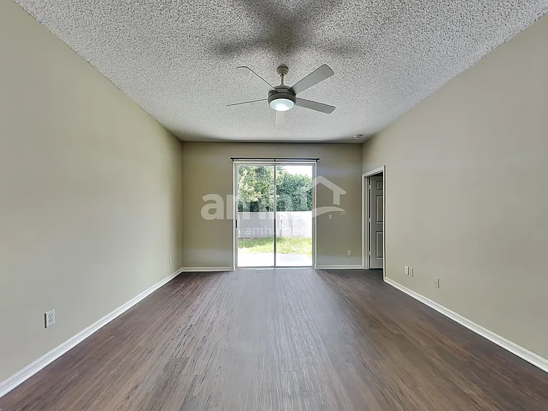 1345 Brooke View Dr — Photo 7
