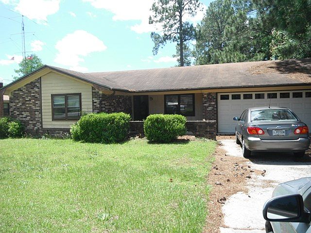 1st image of 723 Bacon Rd
