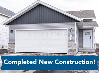 7799 Cub Creek Way, Horace, ND