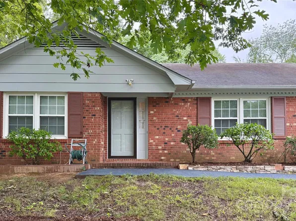 915 Eaglewood Ave, Charlotte, NC 28212