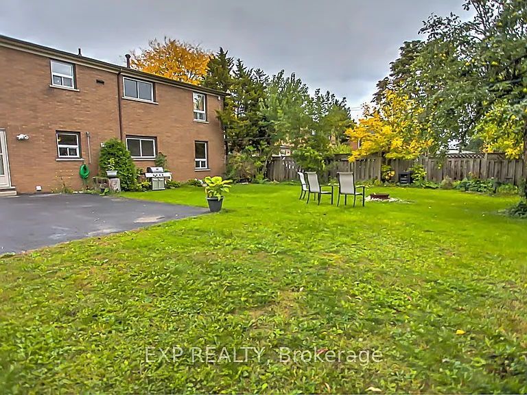 1374 Charles Dr #2B — Photo 20