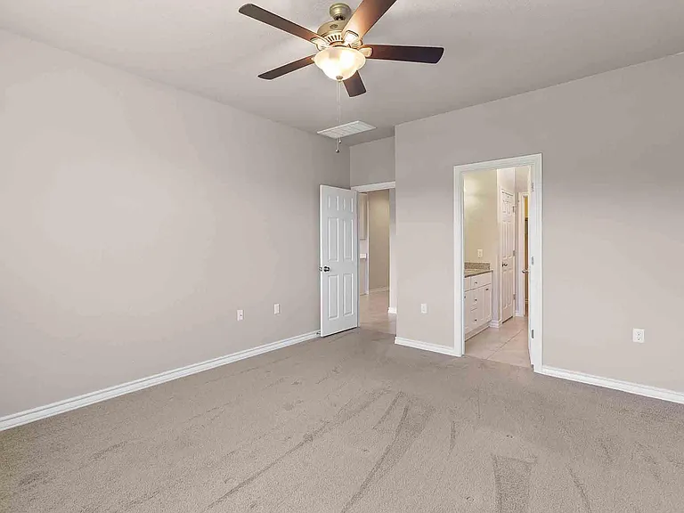 11724 Saddle Rock Dr — Photo 13