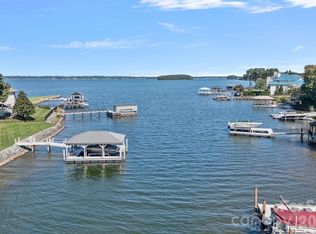 19002 Lakehouse Pointe Dr, Cornelius, NC 28031