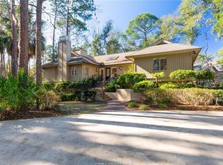 15 McKays Point Rd, Hilton Head Island, SC 29928