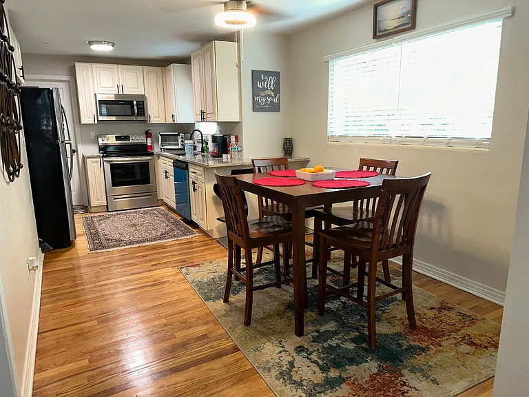 2116 W Dellview Dr — Photo 12