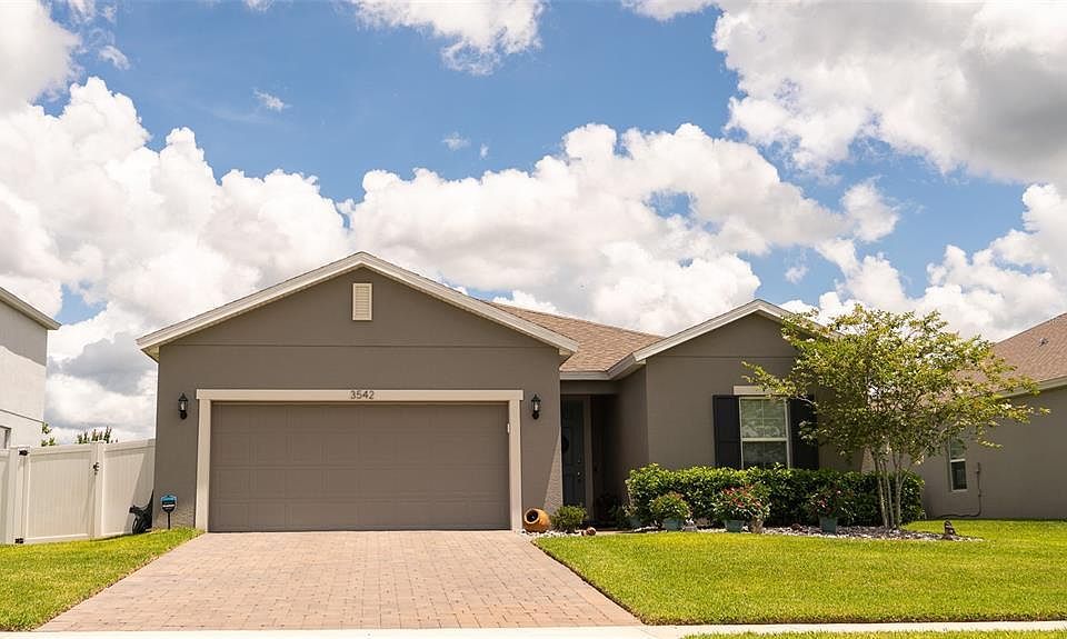 1st image of 3542 Fernanda Dr