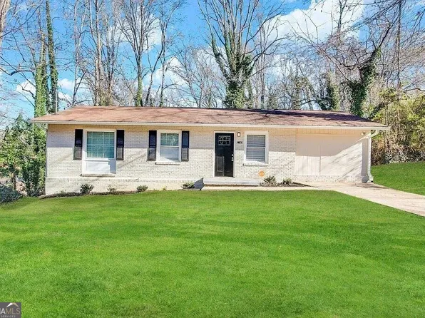 2190 Westover Dr, East Pt, GA 30344