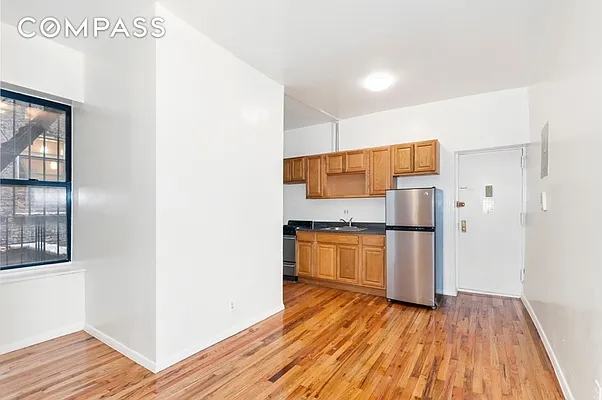 Rented by Compass | media 13