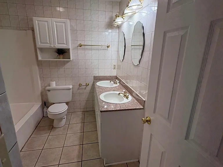 400 Sunrise Dr #10 — Photo 11