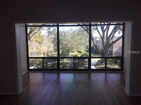 4th image of 700 Melrose Ave #C