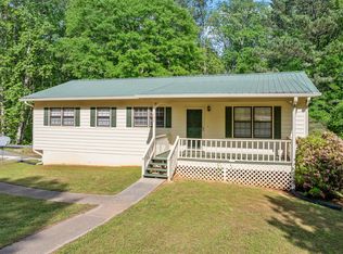 106 Robinhood Dr, Woodstock, GA 30188